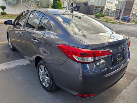 TOYOTA Yaris Sedan 1.5 16V 4P FLEX XL MULTIDRIVE AUTOMTICO CVT, Foto 4