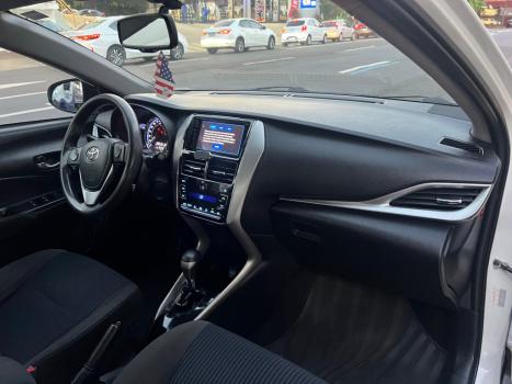 TOYOTA Yaris Sedan 1.5 16V 4P FLEX XL PLUS TECH MULTIDRIVE AUTOMTICO CVT, Foto 8