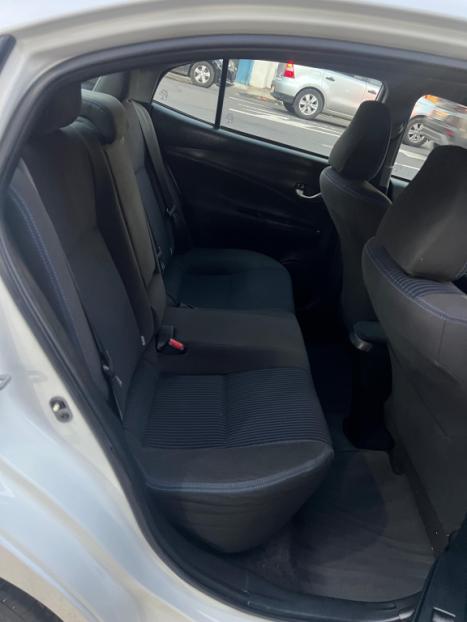 TOYOTA Yaris Sedan 1.5 16V 4P FLEX XL PLUS TECH MULTIDRIVE AUTOMTICO CVT, Foto 11