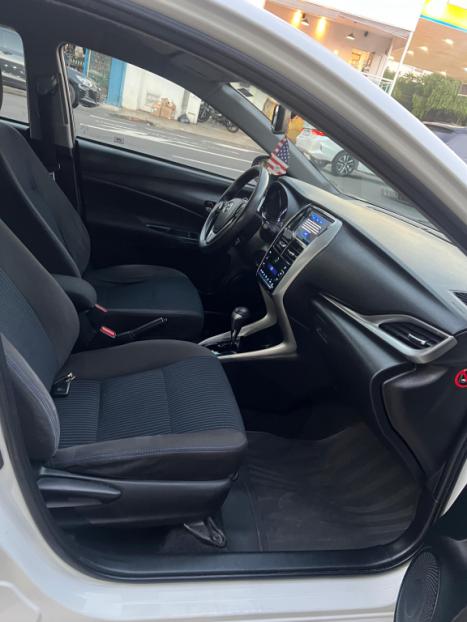 TOYOTA Yaris Sedan 1.5 16V 4P FLEX XL PLUS TECH MULTIDRIVE AUTOMTICO CVT, Foto 12