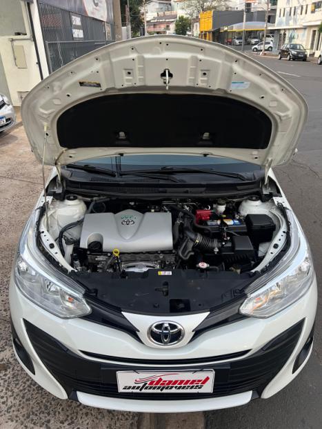 TOYOTA Yaris Sedan 1.5 16V 4P FLEX XL PLUS TECH MULTIDRIVE AUTOMTICO CVT, Foto 15