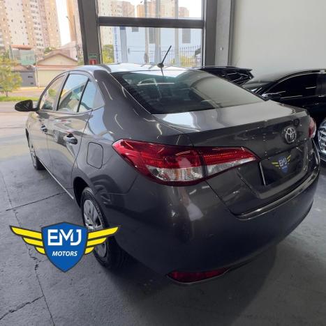 TOYOTA Yaris Sedan 1.5 16V 4P FLEX XL MULTIDRIVE AUTOMTICO CVT, Foto 4