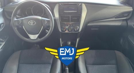 TOYOTA Yaris Sedan 1.5 16V 4P FLEX XL MULTIDRIVE AUTOMTICO CVT, Foto 8