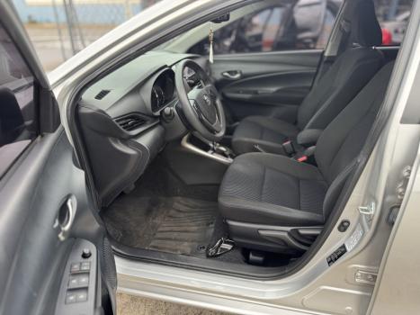 TOYOTA Yaris Sedan 1.5 16V 4P FLEX XL, Foto 6