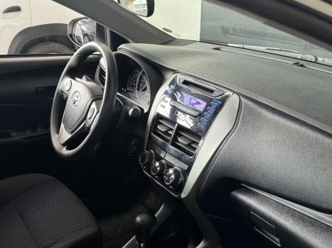 TOYOTA Yaris Sedan 1.5 16V 4P FLEX XL MULTIDRIVE AUTOMTICO CVT, Foto 11