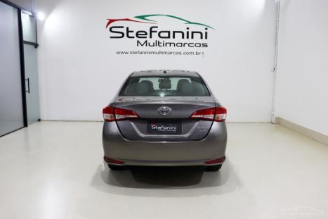 TOYOTA Yaris Sedan 1.5 16V 4P FLEX XLS MULTIDRIVE AUTOMTICO CVT, Foto 13