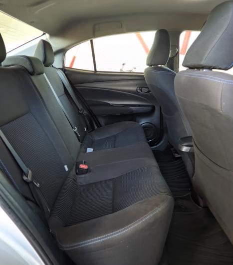 TOYOTA Yaris Sedan 1.5 16V 4P FLEX XL MULTIDRIVE AUTOMTICO CVT, Foto 10