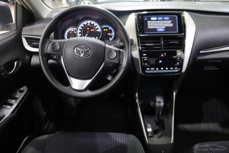 TOYOTA Yaris Sedan 1.5 16V 4P FLEX XLS MULTIDRIVE AUTOMTICO CVT, Foto 5
