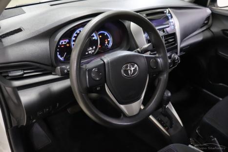TOYOTA Yaris Sedan 1.5 16V 4P FLEX XL MULTIDRIVE AUTOMTICO CVT, Foto 4