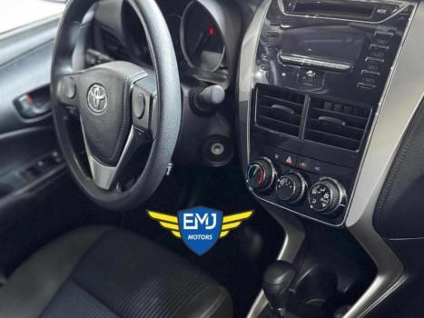 TOYOTA Yaris Sedan 1.5 16V 4P FLEX XL LIVE MULTIDRIVE AUTOMTICO CVT, Foto 9