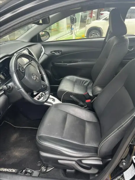TOYOTA Yaris Sedan 1.5 16V 4P FLEX XLS MULTIDRIVE AUTOMTICO CVT, Foto 10