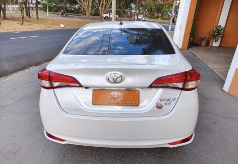 TOYOTA Yaris Sedan 1.5 16V 4P FLEX XS CONNECT MULTIDRIVE AUTOMTICO CVT, Foto 4