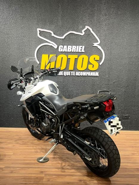 TRIUMPH Tiger 800 XCA, Foto 5