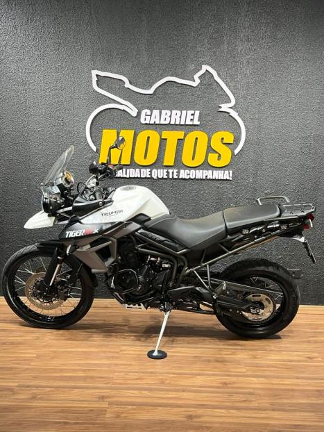 TRIUMPH Tiger 800 XCX, Foto 2