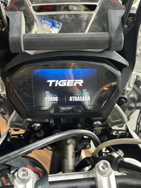 TRIUMPH Tiger 800 XCA, Foto 7