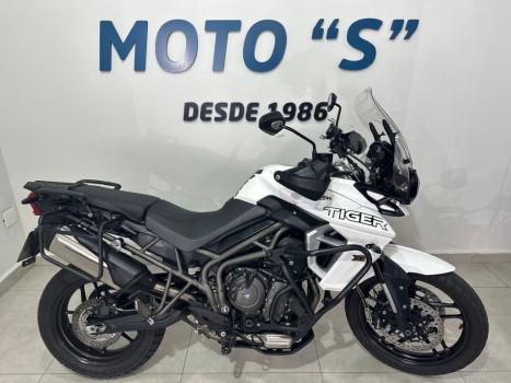 TRIUMPH Tiger 800 XRX, Foto 2