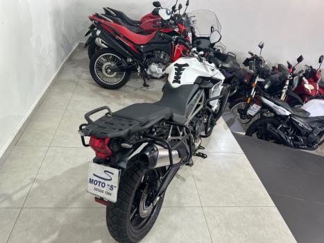 TRIUMPH Tiger 800 XRX, Foto 5