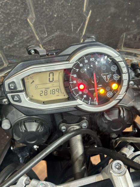 TRIUMPH Tiger 800 XR, Foto 7