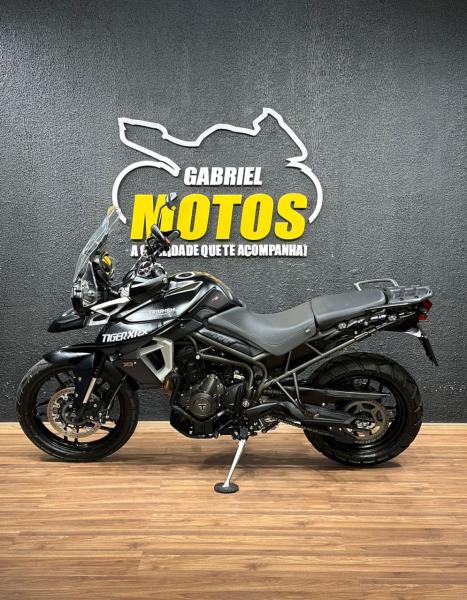 TRIUMPH Tiger 800 XRX, Foto 2