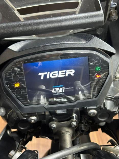TRIUMPH Tiger 800 XRX, Foto 7