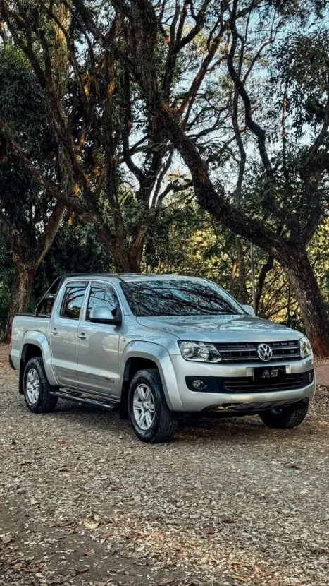 VOLKSWAGEN Amarok 2.0 16V 4X4 CABINE DUPLA TRENDLINE TURBO INTERCOOLER, Foto 4