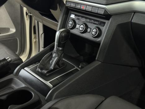 VOLKSWAGEN Amarok 2.0 16V 4X4 CABINE DUPLA HIGHLINE TURBO INTERCOOLER AUTOMTICO, Foto 5