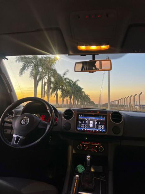 VOLKSWAGEN Amarok 2.0 16V 4X4 CABINE DUPLA  HIGHLINE TURBO INTERCOOLER, Foto 2