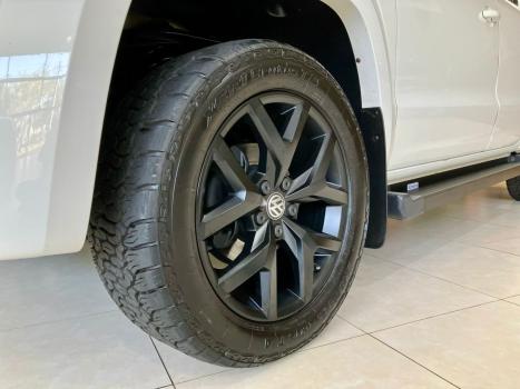 VOLKSWAGEN Amarok 2.0 16V 4X4 CABINE DUPLA  HIGHLINE TURBO INTERCOOLER, Foto 2