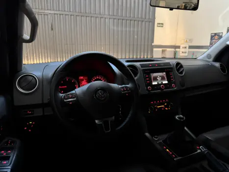 VOLKSWAGEN Amarok 2.0 16V 4X4 CABINE DUPLA  HIGHLINE TURBO INTERCOOLER, Foto 7