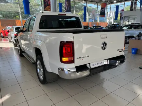 VOLKSWAGEN Amarok 3.0 V6 CABINE DUPLA HIGHLINE 4X4 TURBO INTERCOOLER AUTOMTICO, Foto 11