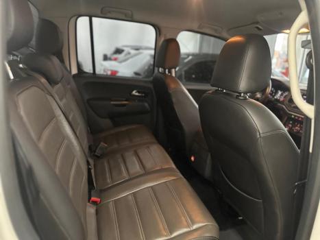 VOLKSWAGEN Amarok 3.0 V6 CABINE DUPLA HIGHLINE 4X4 TURBO INTERCOOLER AUTOMTICO, Foto 9