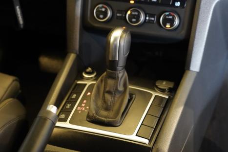 VOLKSWAGEN Amarok 3.0 V6 CABINE DUPLA HIGHLINE 4X4 TURBO INTERCOOLER AUTOMTICO, Foto 7