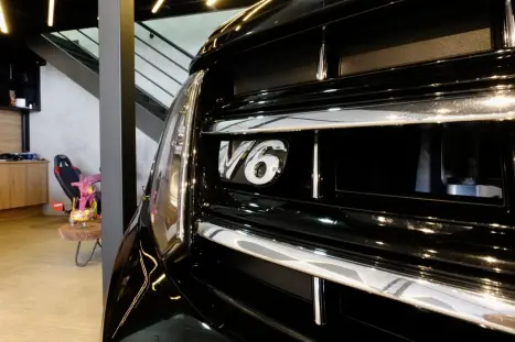 VOLKSWAGEN Amarok 3.0 V6 CABINE DUPLA HIGHLINE EXTREME 4X4 TURBO INTERCOOLER AUTOMTICO, Foto 5