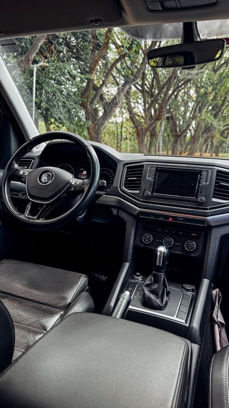 VOLKSWAGEN Amarok 3.0 V6 CABINE DUPLA HIGHLINE 4X4 TURBO INTERCOOLER AUTOMTICO, Foto 5
