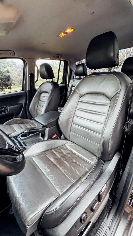 VOLKSWAGEN Amarok 3.0 V6 CABINE DUPLA HIGHLINE 4X4 TURBO INTERCOOLER AUTOMTICO, Foto 8
