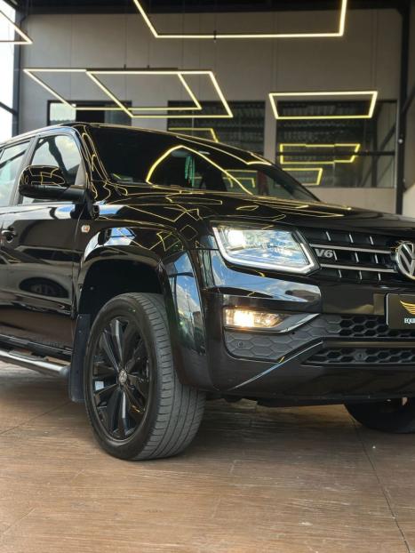 VOLKSWAGEN Amarok 3.0 V6 CABINE DUPLA HIGHLINE EXTREME 4X4 TURBO INTERCOOLER AUTOMTICO, Foto 4