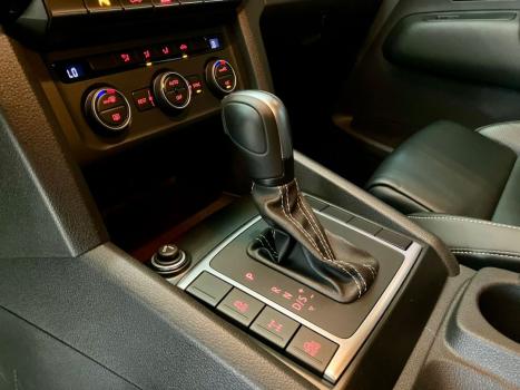 VOLKSWAGEN Amarok 3.0 V6 CABINE DUPLA HIGHLINE EXTREME 4X4 TURBO INTERCOOLER AUTOMTICO, Foto 30