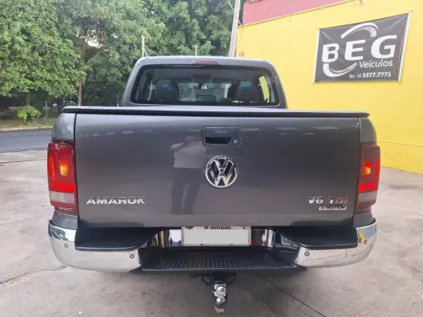 VOLKSWAGEN Amarok 3.0 V6 CABINE DUPLA HIGHLINE 4X4 TURBO INTERCOOLER AUTOMTICO, Foto 9