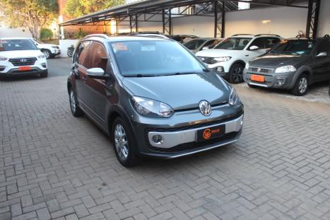 VOLKSWAGEN Cross UP 1.0 12V 4P TSI FLEX, Foto 3