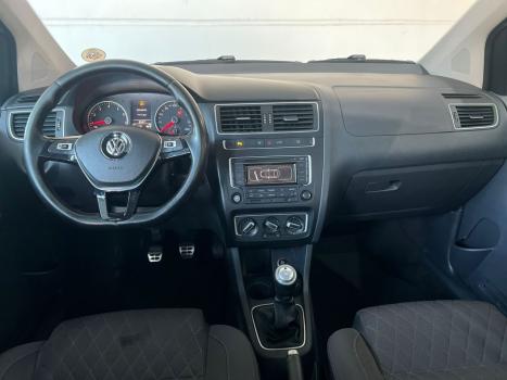 VOLKSWAGEN Crossfox 1.6 4P FLEX, Foto 6