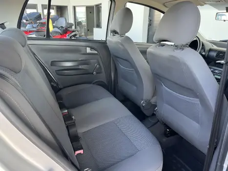 VOLKSWAGEN Fox 1.0 4P FLEX, Foto 14