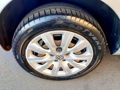 VOLKSWAGEN Fox 1.6 4P FLEX, Foto 10