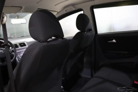VOLKSWAGEN Fox 1.6 4P FLEX CONNECT I-MOTION AUTOMATIZADO, Foto 9