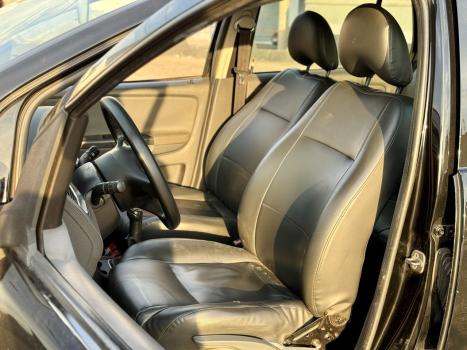 VOLKSWAGEN Fox 1.6 4P FLEX, Foto 9