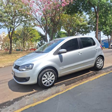 VOLKSWAGEN Fox 1.6 4P TREND FLEX, Foto 3
