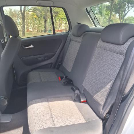 VOLKSWAGEN Fox 1.6 4P TREND FLEX, Foto 10