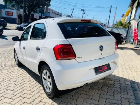 VOLKSWAGEN Gol 1.0 12V 4P FLEX MPI G7, Foto 4