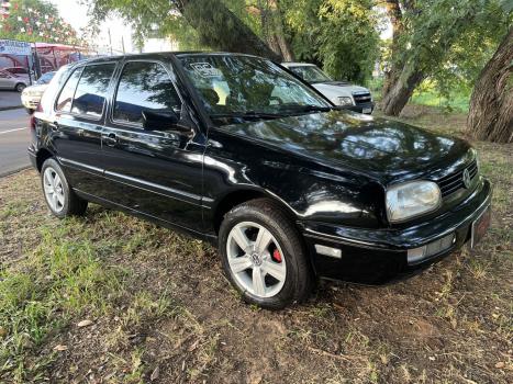 VOLKSWAGEN Golf 1.8 4P GL, Foto 1