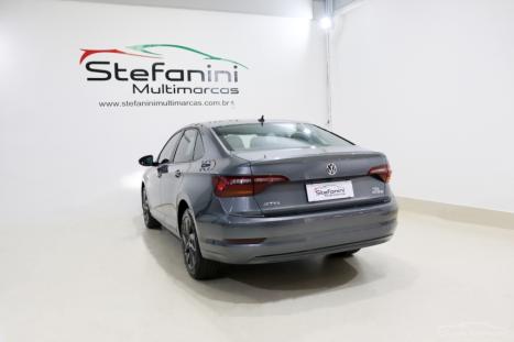 VOLKSWAGEN Jetta 1.4 4P 250 TSI TURBO CONFORTLINE AUTOMTICO, Foto 13