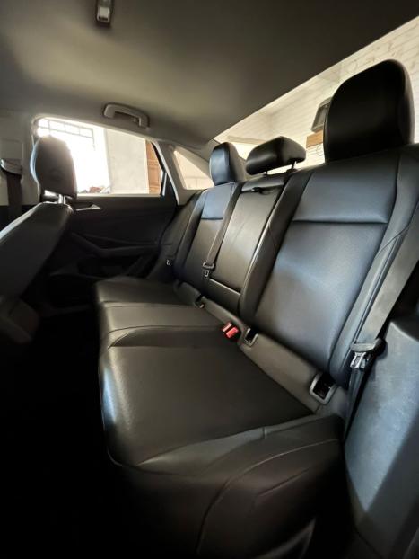 VOLKSWAGEN Jetta 1.4 4P 250 TSI TURBO CONFORTLINE AUTOMTICO, Foto 24